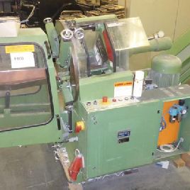 Busch B + P label punch