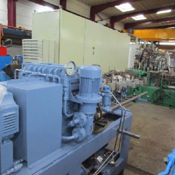 Compounding plant with strand granulation