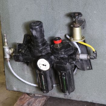 Ellesco Grindingmaster Setmatic 1250 Wide Belt Grinding Machine