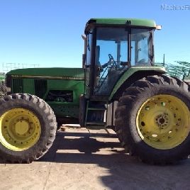 John Deere 7400