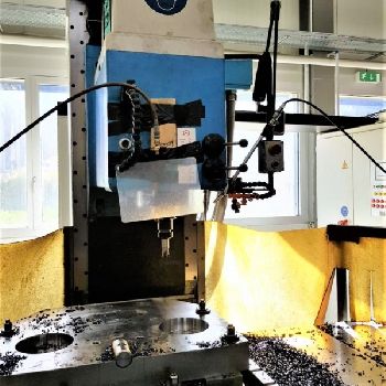 Milling Machine - Vertical OERLIKON Vargus KD2 MPI