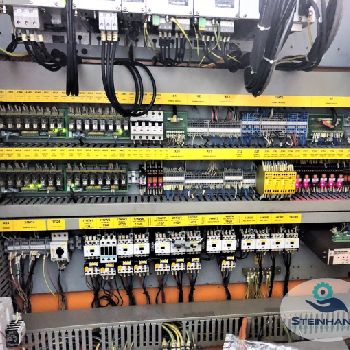 Machining Center - Vertical QUASER MV204CU