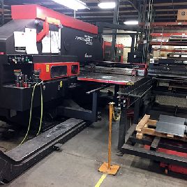 33 tonnes, Amada # VIPROS-357Q, perforatrice de tourelle, CNC 04PC, 58 stations avec A / I, feuille 50 "x 72, '98