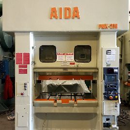 220 Ton,Aida#LINK-MOTION, hi-speed prod press,6" str,19.6 SH,61 x 37 bed,1997,#sr5203