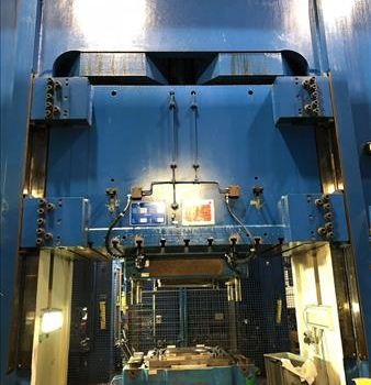 1500 Ton,Dieffenbacher#DSF-1500, drawing, 31.5" stroke, 76 DL, 79 x 47 bed, Simatic panel, (2) Available