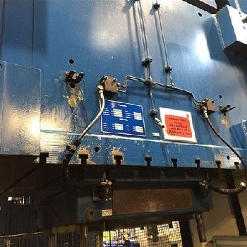 1500 Ton,Dieffenbacher#DSF-1500, drawing, 31.5" stroke, 76 DL, 79 x 47 bed, Simatic panel, (2) Available