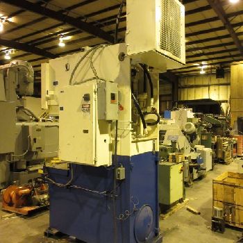 35 Ton,Savage#CF35, 24" stroke,18 x 32 bed,30 HP 220/440 V.,new pump,very good, 1999