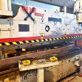 90 Ton,Cincinnati#AUTOSHAPE, hyd press brake,8’ OA,6’6" BH,8 stroke,7 throat,under power,1986