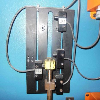 25 Ton,Neff, C-frame down acting hydraulic press, 6" str, 12 DL, 8 thr, open back frame, 1993, #7255