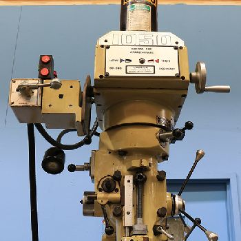 WillisMicrocut #1050, 10" x 50 table., 3 HP, V/S, R-8, Acu-Rite 2-Axis DRO, servo power knee & table., #159035