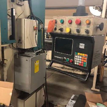 70 Ton,Premier#670, CNC hydraulic press brake,5’ OA,40" BH,8 stroke,8 throat,10 HP,Hurco Autobend 7 2-Axis BG,1999