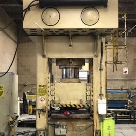 660 Ton,Sutherland#HD1-600-43-67, downstroke,housing type,15" stroke,19 DL,43 x 67 bed,2001,#27784