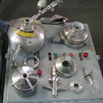 Westfalia#KA2-75-575, Stainless Steel,9470 RPM,centripetal pump disch,Magnetek vari-speed gearbox,1.5 HP,230/460 V.XP,1989,#36333