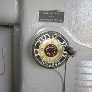 Mattison#36, 40" magnetic chuck,20 wheel diameter,50 HP,segmented wheel,42 swing