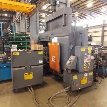 30" x 25HEMWF160LA-DC-C. 2005. 15hp. 460v. 2 blade. Full automatic. (3) 42 tables. (4)vises. EXCELLENT!