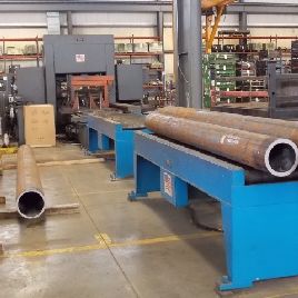 30" x 25HEMWF160LA-DC-C. 2005. 15hp. 460v. 2 blade. Full automatic. (3) 42 tables. (4)vises. EXCELLENT!