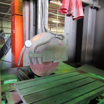 18"Savage#WJS-20, wet type abrasive cut-off saw, 18 blade diameter, 1600 RPM spindle speed, 30 HP, 36 x 24 table, #18884