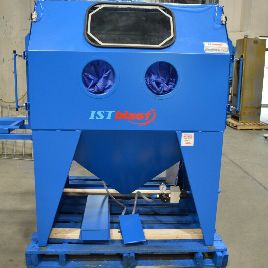 IST#ECAB7/DC100, 400 cfm sand blast system,48x36x31 w/cabinet rubber lining,new