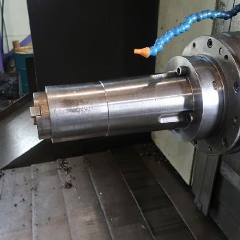 5.12"Kuraki#KBT-13A, 118 X,78 Y,51 Z,3k RPM,63 x 70 r/table,Fanuc 16iMB,2004,#30257