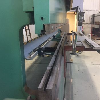 175 Ton,Piranha, sgl cylinder hyd brake,14’ OA,Hurco AB 6 control,Hurco X-Axis CNC BG,’02