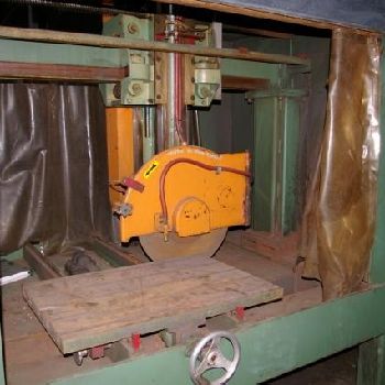 26"W.J. Savage#WJS-20, abrasive automatic cut off saw,wet type,1300 RPM,moveable t-slot table,enclosure,#11085