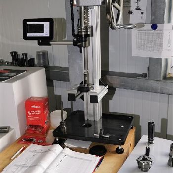 Feed force test device Hainbuch SP200