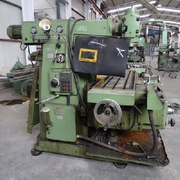17 - Milling machine - Universal STANKOIMPORT 6T83W.1 -