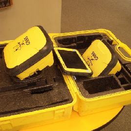 2017 LEICA ICG60 BASE & ROVER SETUP GPS/Machine Control 2463041 USED