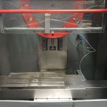 Milling machine EMCO VMC 300 with Sinumerik 840D sl