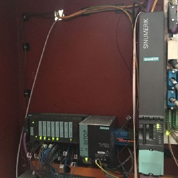 Milling machine EMCO VMC 300 with Sinumerik 840D sl