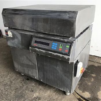 Inauen Maschinen AG VC999 Vacuum skin packaging machine