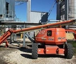 2011 JLG 600AJ