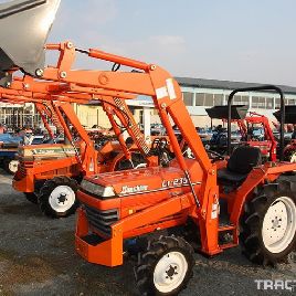 Kubota L 1 - 235 Sunshine