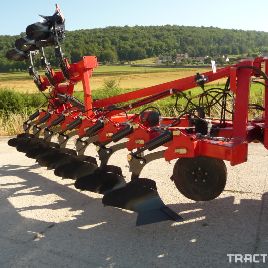 plow other Plowing plow Bugnot - France