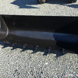 Manitou Bulk Bucket Manitou