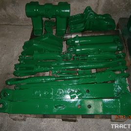 John Deere 7530