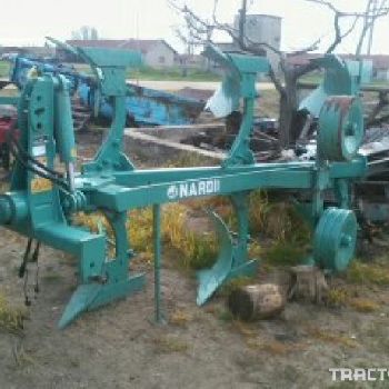 Nardi 3 hull reversible plow