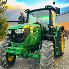 John Deere 6105R