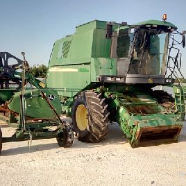 John Deere 2256
