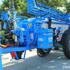 AVAILABLE Attachment sprayer AGRIO Model Alka 2500 l - 21 m