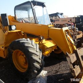JCB 527