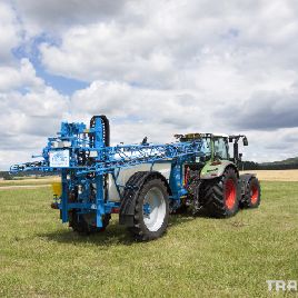 Self-propelled sprayer AGRIO Model Alka 2500 l - 21 m.