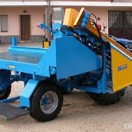 Vegetable harvester EUROPA P250