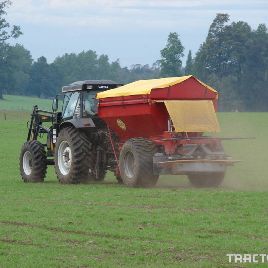 épandeurs d'engrais traînés machines BREDAL
