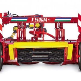 Trailed mower with TRD GM conditioner