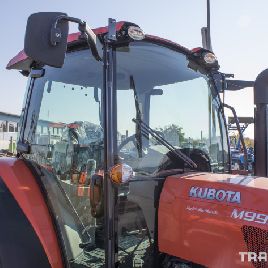 Kubota M9960