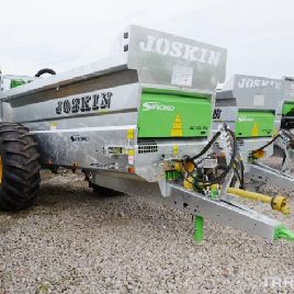 Trailers for dry manure Joskin Siroko