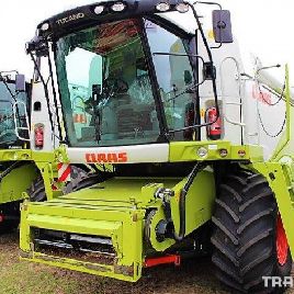 Claas Tucano 450