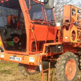 Self-propelled sprayer Tecnoma