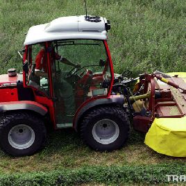 Front disc mower with BELON DF-GM conditioner